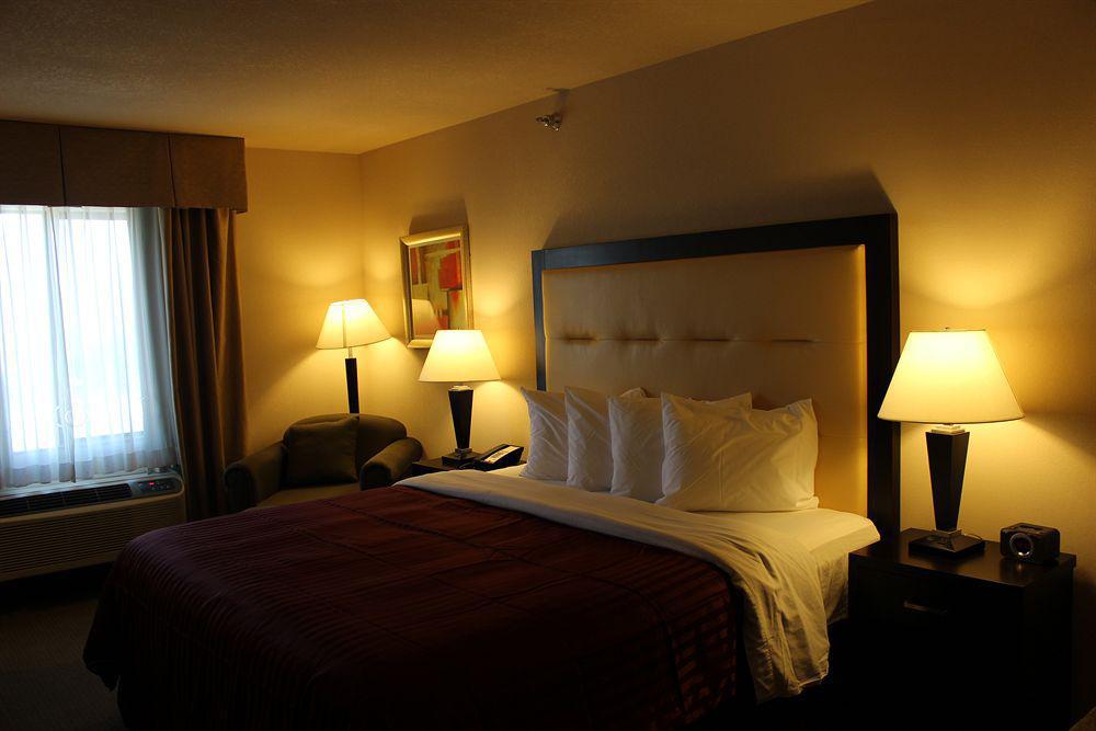 Hotel Chino Hills (Adults Only) Bagian luar foto