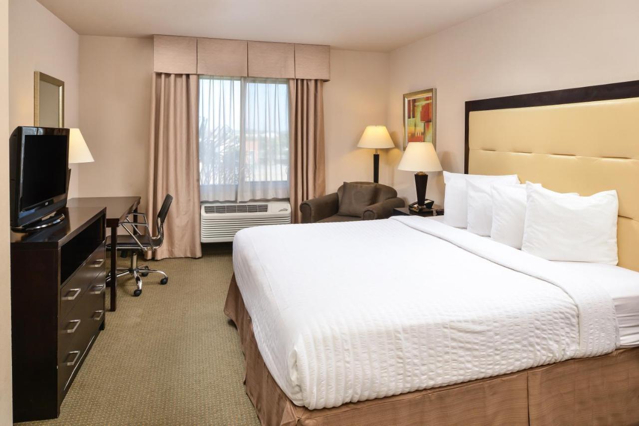 Hotel Chino Hills (Adults Only) Bagian luar foto
